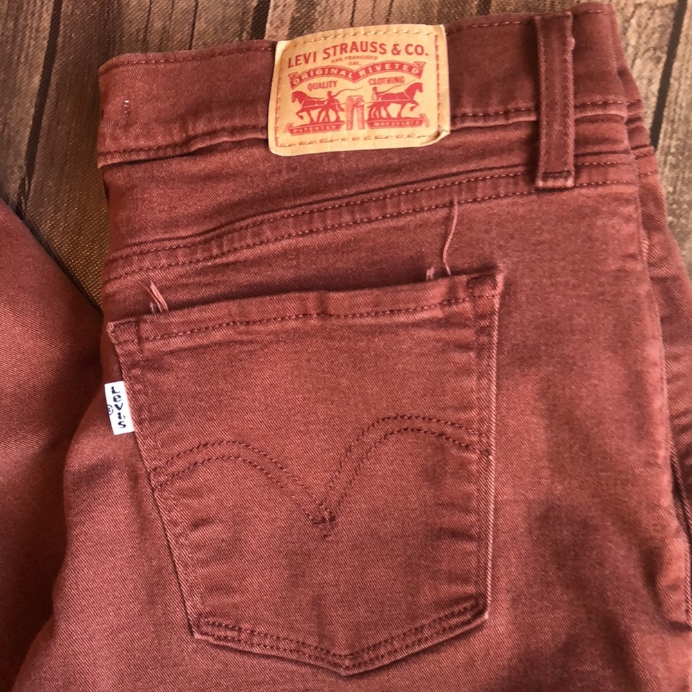 Levi's Classic Straight Rust 5 Pocket Jeans Sz 10 - Picture 2 of 5